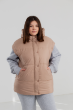 Жилетка жіноча 23.1890, 48(XL), 50(2XL), 52(3XL), беж 5, трендова жилетка зі спущеним плечем та капюшоном у збільшених розмірах