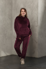 Костюм жіночий 23.1867, 48(XL), 50(2XL), 52(3XL), марсал, стиль casual (кежуал), велюровий костюм у збільшених розмірах, з кишенею-кенгуру