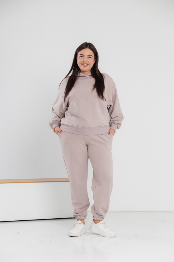img_1076-1 Костюм 24.2409 б Трикотаж петля, колір Світле латте, 46(L), 48(XL), 50(ХХL) - Зображення 1