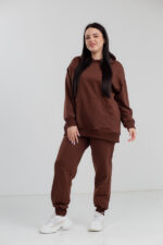 Костюм жіночий 23.1856, 48(XL), 50(2XL), 52(3XL), шоколад 4, костюм у збільшених розмірах з подовженою кофтою в спортивному стилі, манжети - рібана - Зображення 5