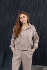 Костюм 23.2051 н Трикотаж петля, колір Світле латте, 40(XS), 42(S), 44(М) - Зображення 4