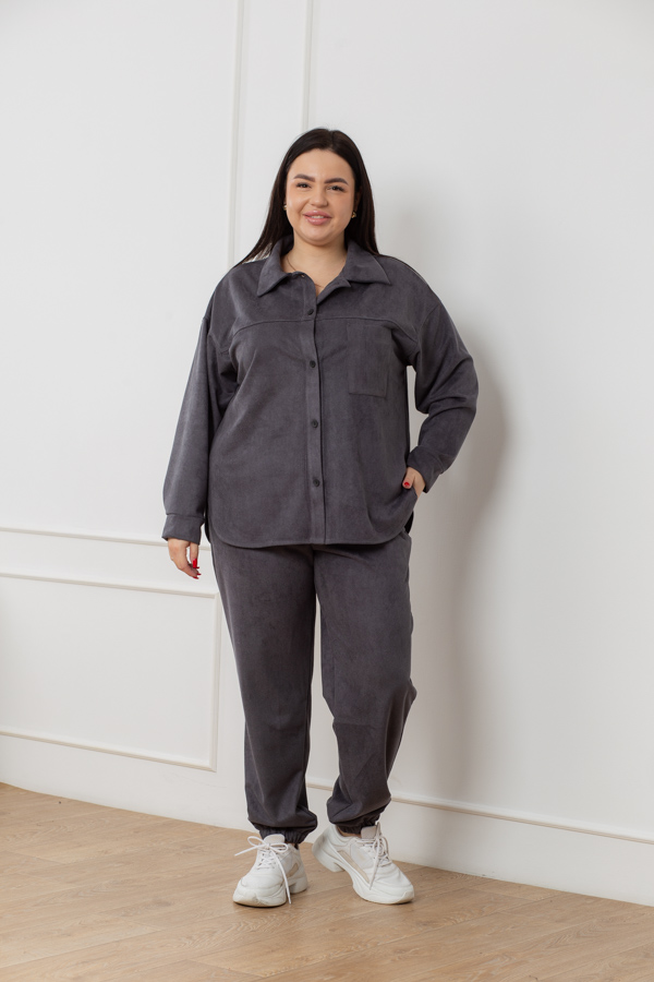 img_4754 Костюм 24.2552 б Замш тонкий, колір Графіт, 48(XL), 50(ХХL), 52(3XL) - Зображення 1