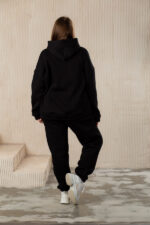 Костюм жіночий 22.1726, 48(XL), 50(2XL), 52(3XL), чорний, спортивний утеплений костюм у збільшених розмірах, кофта з капюшоном та кишенею-кенгуру - Зображення 4