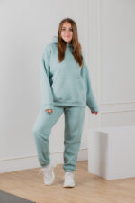 Костюм жіночий 22.1726, 48(XL), 50(2XL), 52(3XL), сіро-блакитний, спортивний утеплений костюм у збільшених розмірах, кофта з капюшоном та кишенею-кенгуру - Зображення 4
