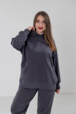 Костюм жіночий 23.1856, 48(XL), 50(2XL), 52(3XL), графіт, костюм у збільшених розмірах з подовженою кофтою в спортивному стилі, манжети - рібана - Зображення 4