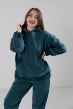 Костюм жіночий 23.1856, 48(XL), 50(2XL), 52(3XL), смарагдовий, костюм у збільшених розмірах з подовженою кофтою в спортивному стилі, манжети - рібана - Зображення 3
