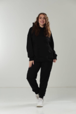 Костюм жіночий 23.1856, 48(XL), 50(2XL), 52(3XL), чорний, костюм у збільшених розмірах з подовженою кофтою в спортивному стилі, манжети - рібана
