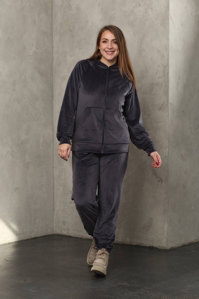 zmkkvppwk3wmwdixhacgqbeg-large Костюм жіночий 23.1860, 50(2XL), 52(3XL), 54(4XL), графіт 3, стильний велюровий спортивний костюм на замку у збільшених розмірах - Зображення 1