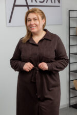 Сукня 25.2609 б Замш тонкий, колір Темний шоколад, 48(XL)-50(ХХL), 52(3XL)- 54(4XL) - Зображення 4