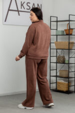 Костюм 25.2590 б Замш тонкий, колір Світло шоколадний, 48(XL), 50(ХХL), 52(3XL) - Зображення 3