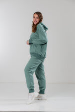 Костюм жіночий 23.1856, 48(XL), 50(2XL), 52(3XL), оливка, костюм у збільшених розмірах з подовженою кофтою в спортивному стилі, манжети - рібана - Зображення 2