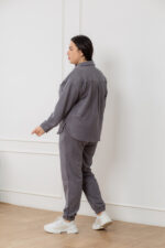 Костюм 24.2552 б Замш тонкий, колір Вугільний, 48(XL), 50(ХХL), 52(3XL) - Зображення 3