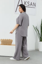 Костюм 25.2691 б Американський креп, колір Темно сірий, 48(XL), 50(ХХL), 52(3XL) - Зображення 3