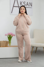 Костюм 25.2590 б Замш тонкий, колір Беж, 48(XL), 50(ХХL), 52(3XL)
