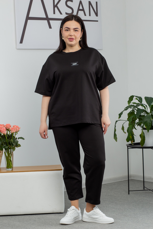 img_9083.jpg Костюм 25.2646 б Трикотаж двухнитка, колір Чорний, 46(L), 48(XL), 50(ХХL) - Зображення 1