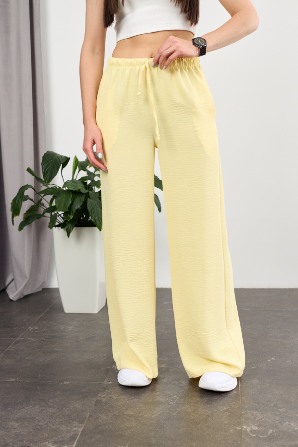 sera0730 Pantaloni 26.2970 crep american, culoare Banană, 40(XS), 42(S), 44(M) - Image 1