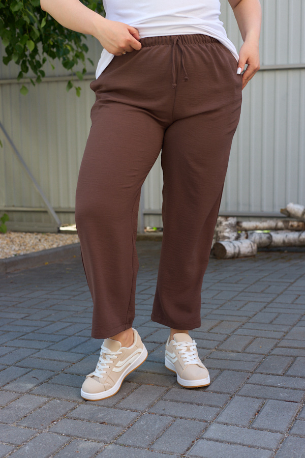 sera1608 Hosen 26.2971 amerikanischer Krepp, Farbe Schokolade , 54(4XL), 56(5XL), 58(6XL) - Image 1