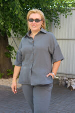 Костюм 26.2973 с.б Американський креп, колір Темно сірий, 54(4XL), 56(5XL), 58(6XL) - Зображення 6