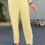 Pantaloni 26.2971 crep american, culoare Banană, 42(S), 44(M), 46(L)