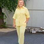 Костюм 26.2973 б Американський креп, колір Банановий, 48(XL), 50(ХХL), 52(3XL)